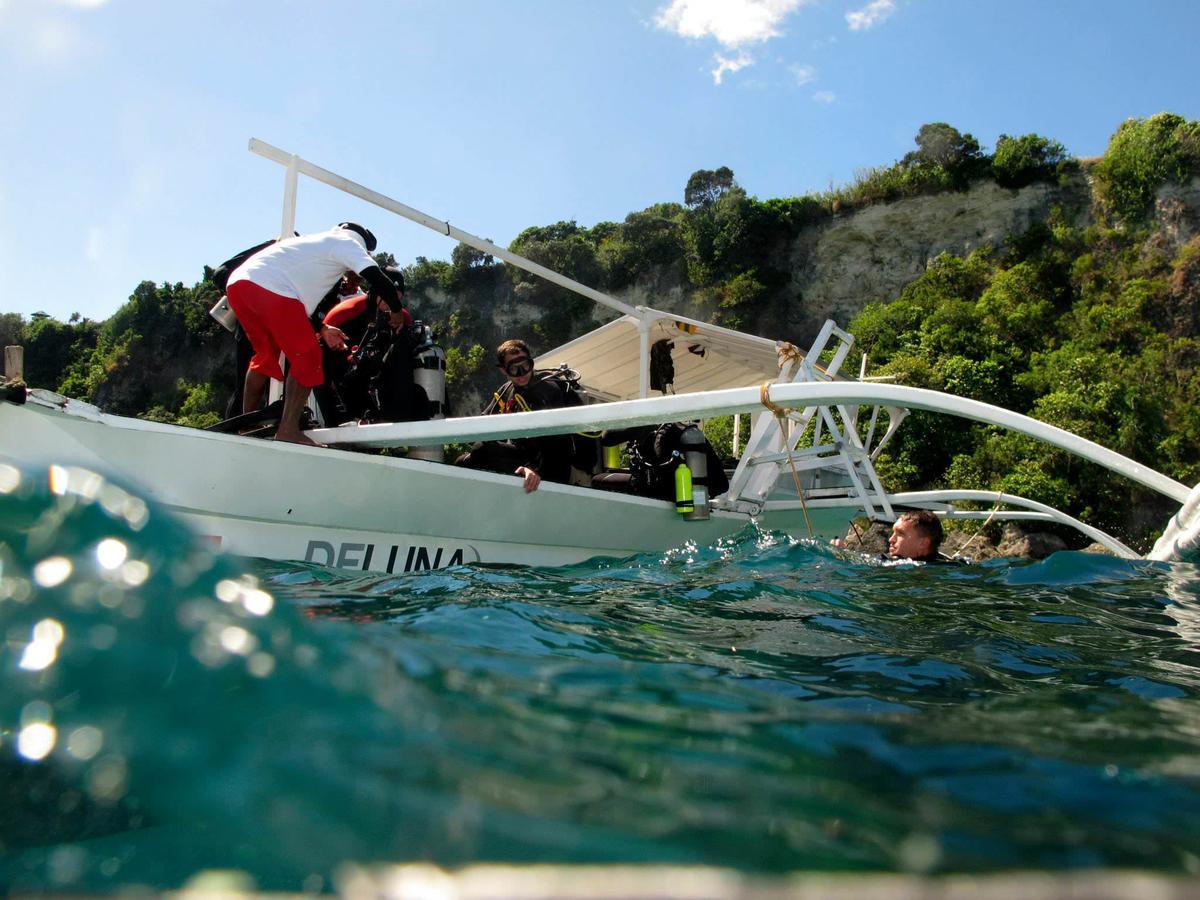 Deluna Diving Resort Пуэрто-Галера Экстерьер фото